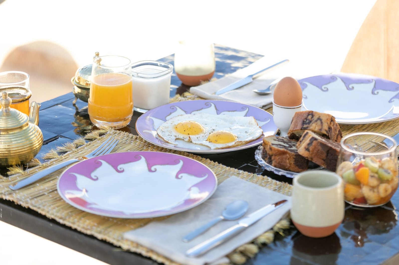 Petit-déjeuner servi au riad
